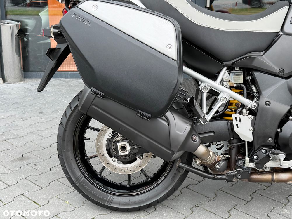 Suzuki V-STROM - 6