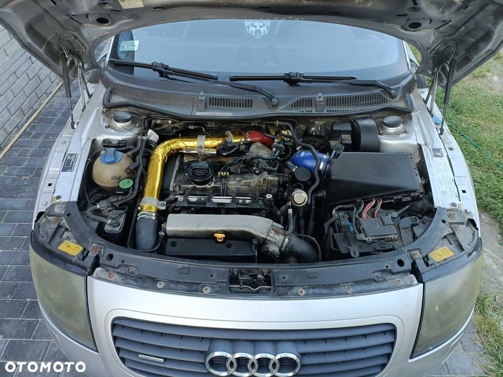 Audi TT Coupé - 8