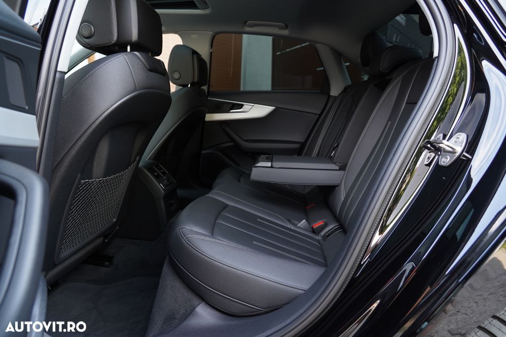 Audi A4 Limuzina 45 TFSI quattro S tronic MHEV Advanced - 10