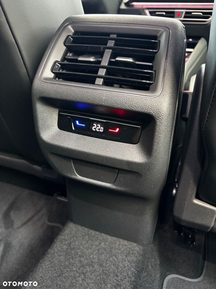 Volkswagen Tiguan - 37