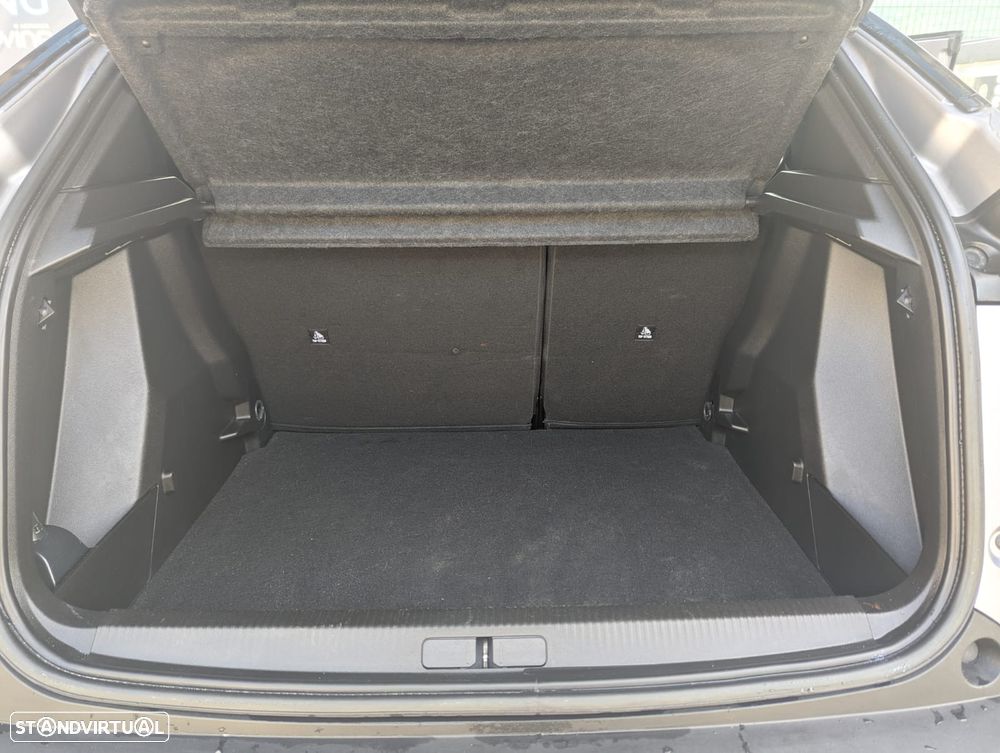 Peugeot 2008 1.2 PureTech Active Pack - 3