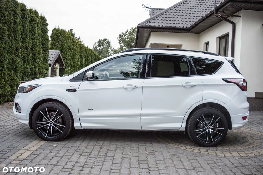 Ford Kuga 2.0 TDCi 4x4 ST-Line - 5