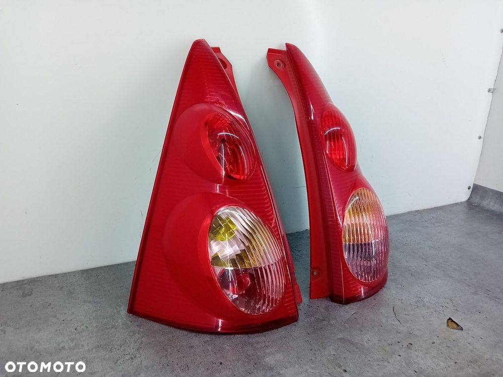 LAMPY TYŁ KOMPLET PEUGEOT 107 81550-0H040  81560-0H040 HATCHBACK - 6