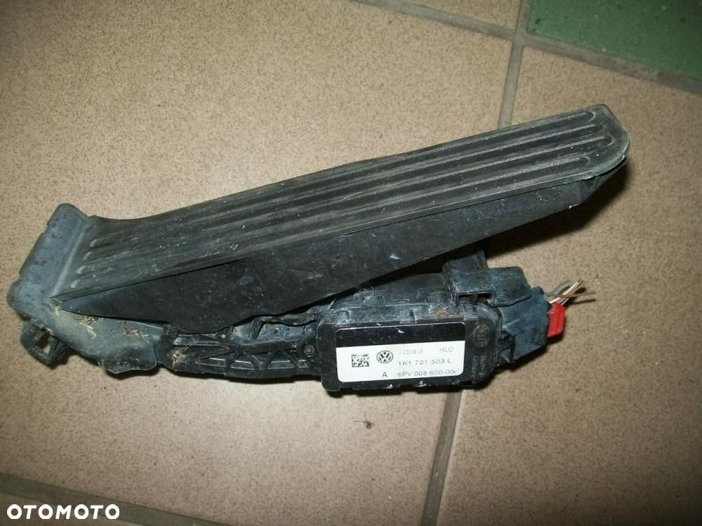 Potencjometr Pedał Gazu VW Golf VI kombi - 1
