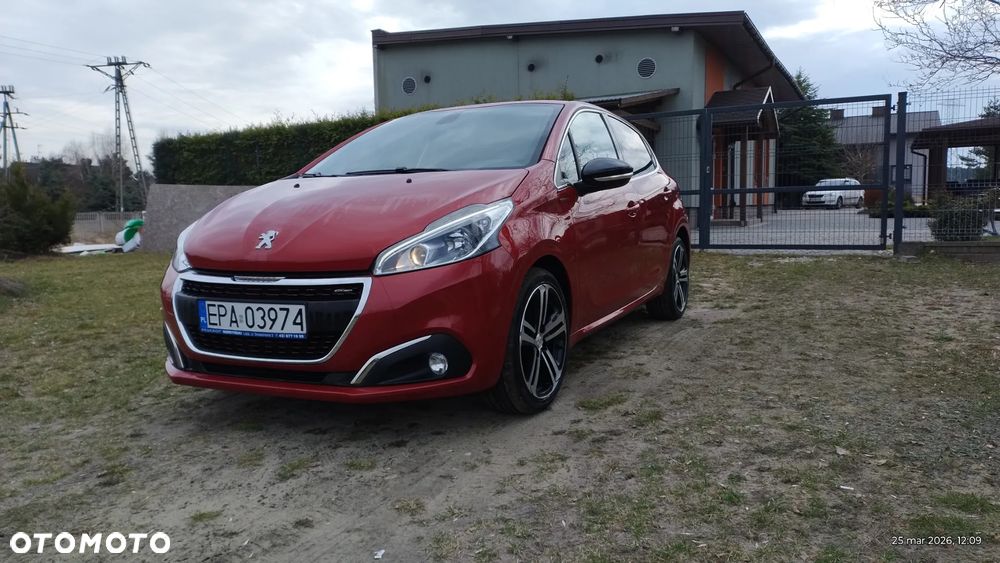 Peugeot 208 - 3