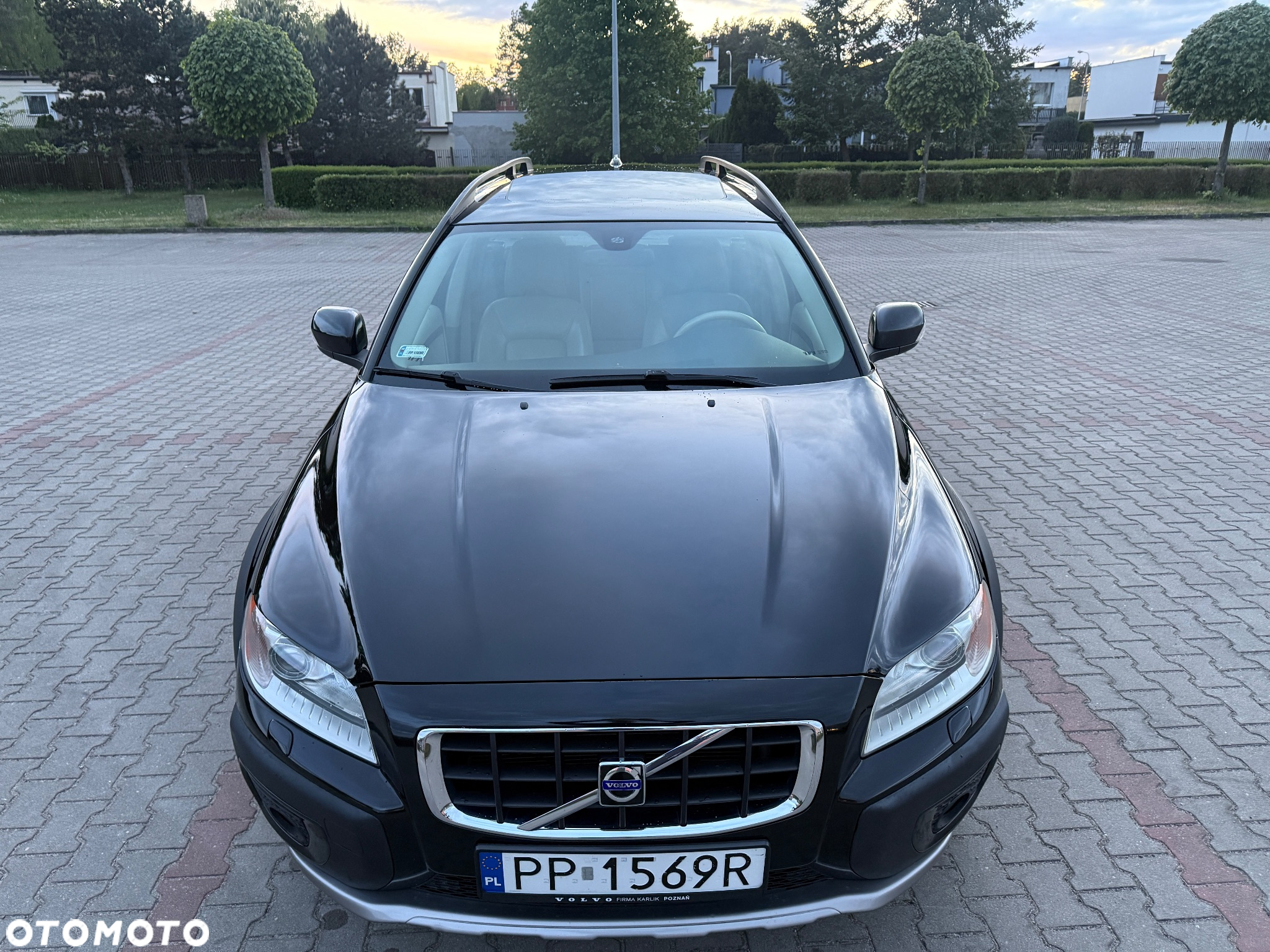 Volvo XC 70 3.2 AWD Momentum - 2