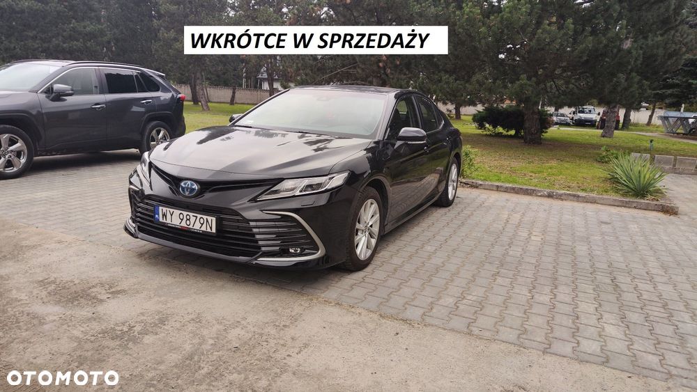 Toyota Camry - 1
