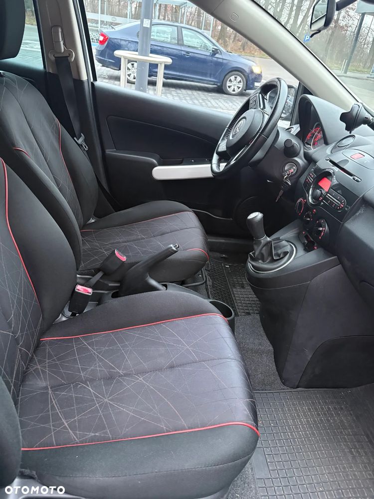 Mazda 2 1.3 MZR Iro - 4