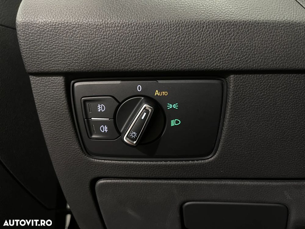 Volkswagen Passat 2.0 TDI Comfortline - 23