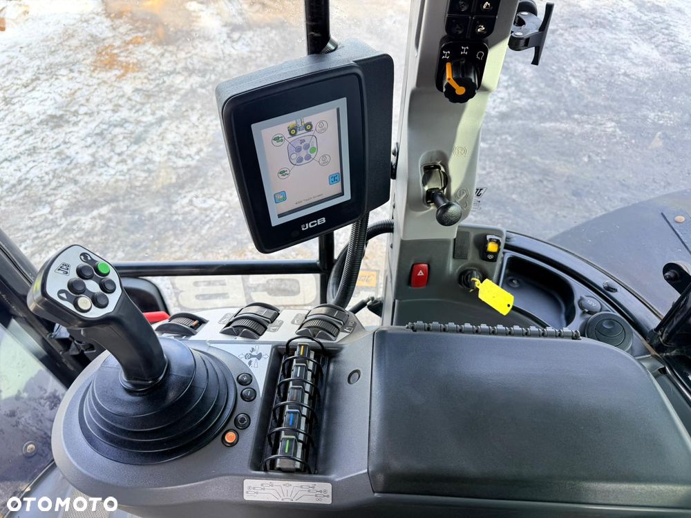 JCB Fastrac 4190 - 21