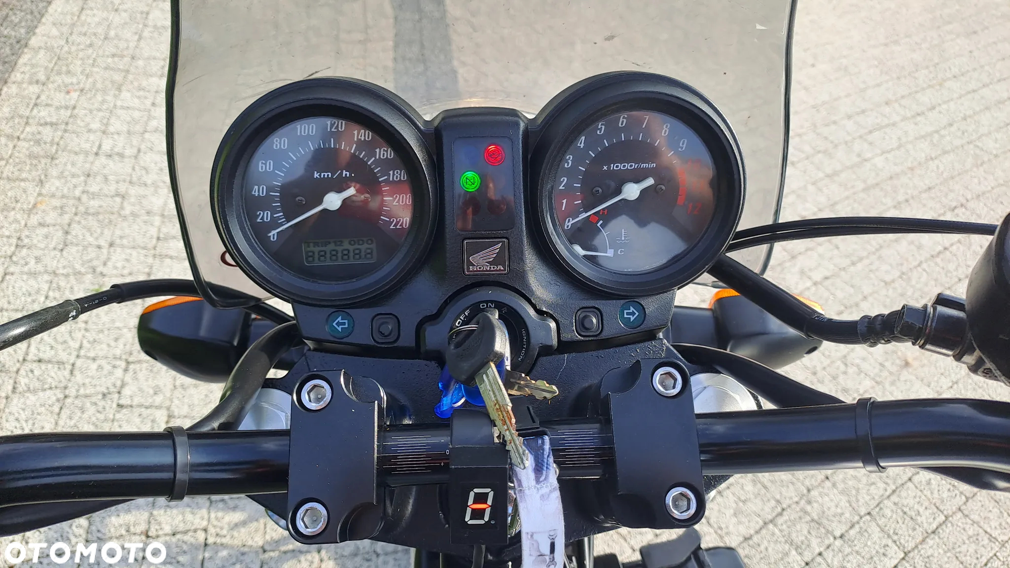 Honda CBF - 26
