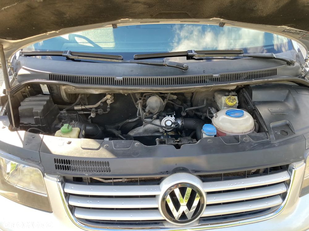 Volkswagen Caravelle L2 - 9