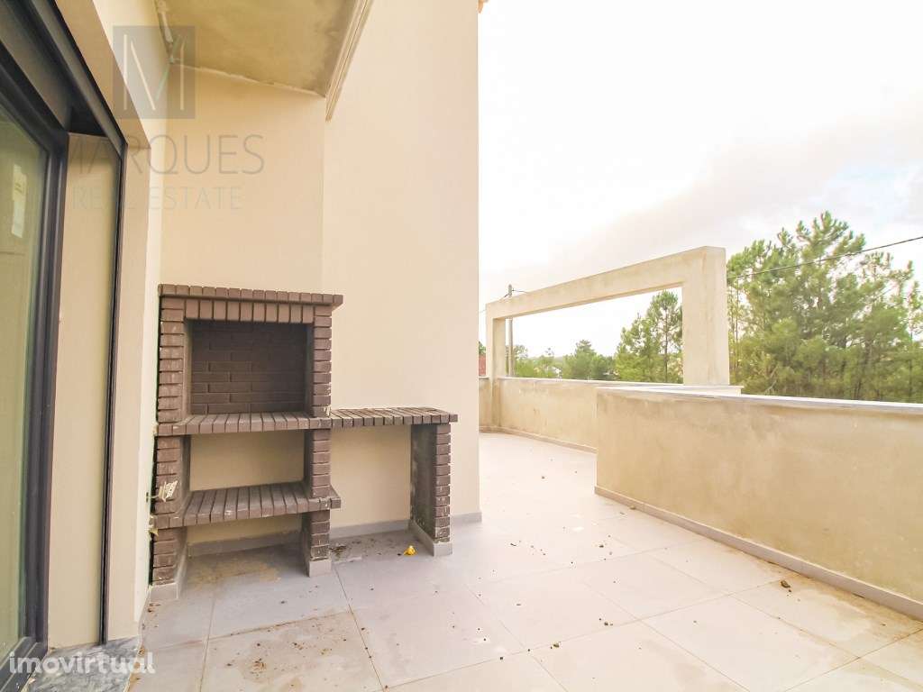 Moradia T4 Isolada com 4 Suites, Jardim e Piscina no Pinhal do Gene... - Grande imagem: 5/33