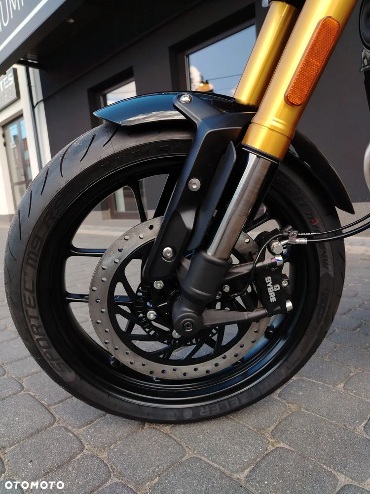 Triumph Speed Four - 7