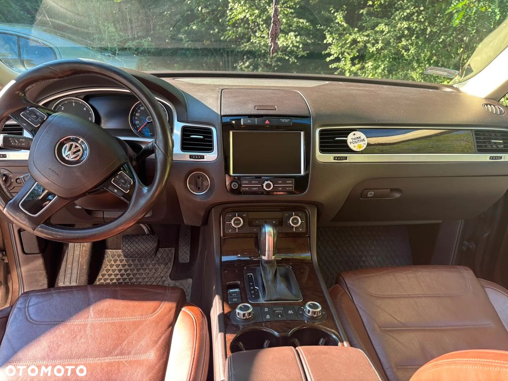 Volkswagen Touareg - 10