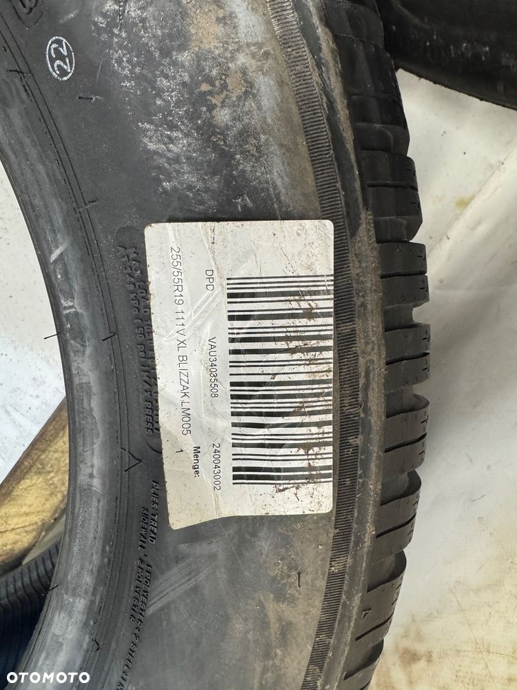 G-3024 255/55R19 111V BRIDGESTONE BLIZAK LM005 - 3