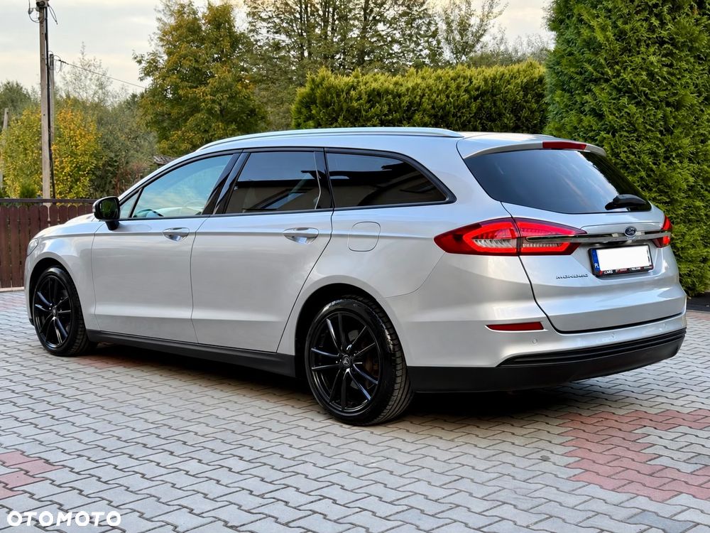 Ford Mondeo - 11