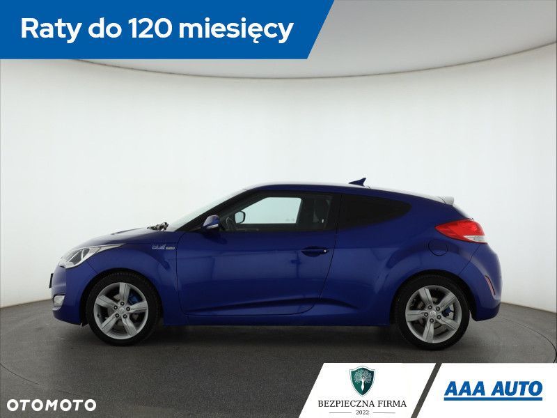 Hyundai Veloster - 4