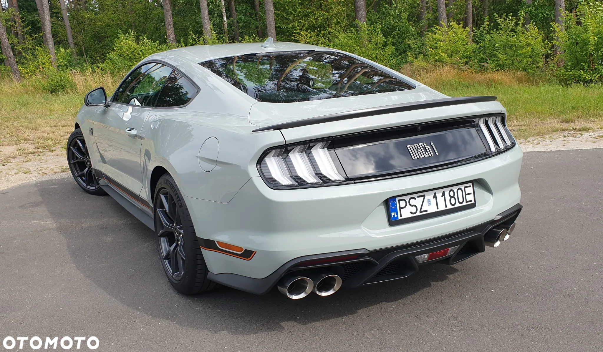 Ford Mustang - 18