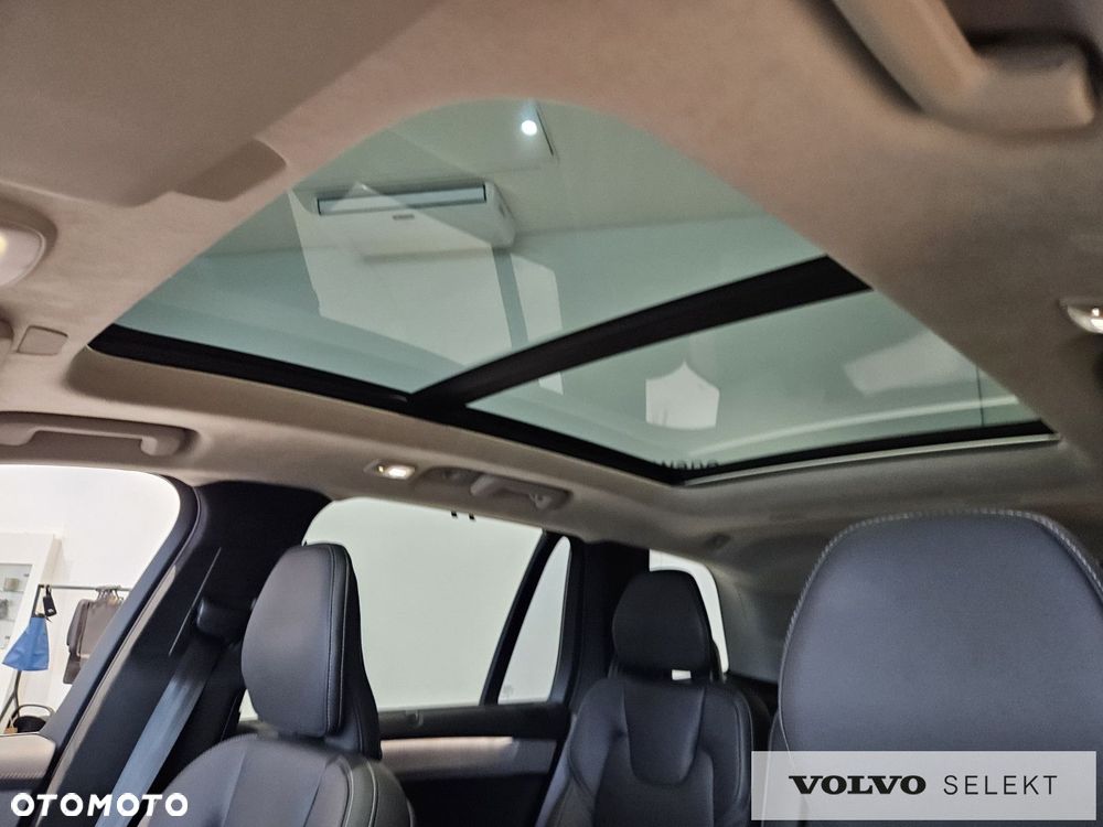 Volvo XC 90 - 10