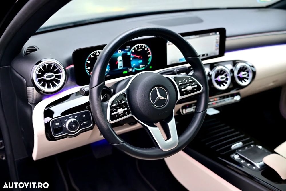 Mercedes-Benz A 250 e 8G-DCT Edition 2020 - 5
