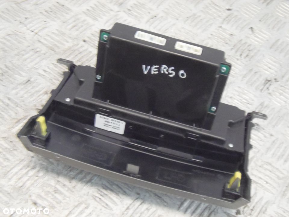 panel klimatyzacji corolla verso II 2008R - 6