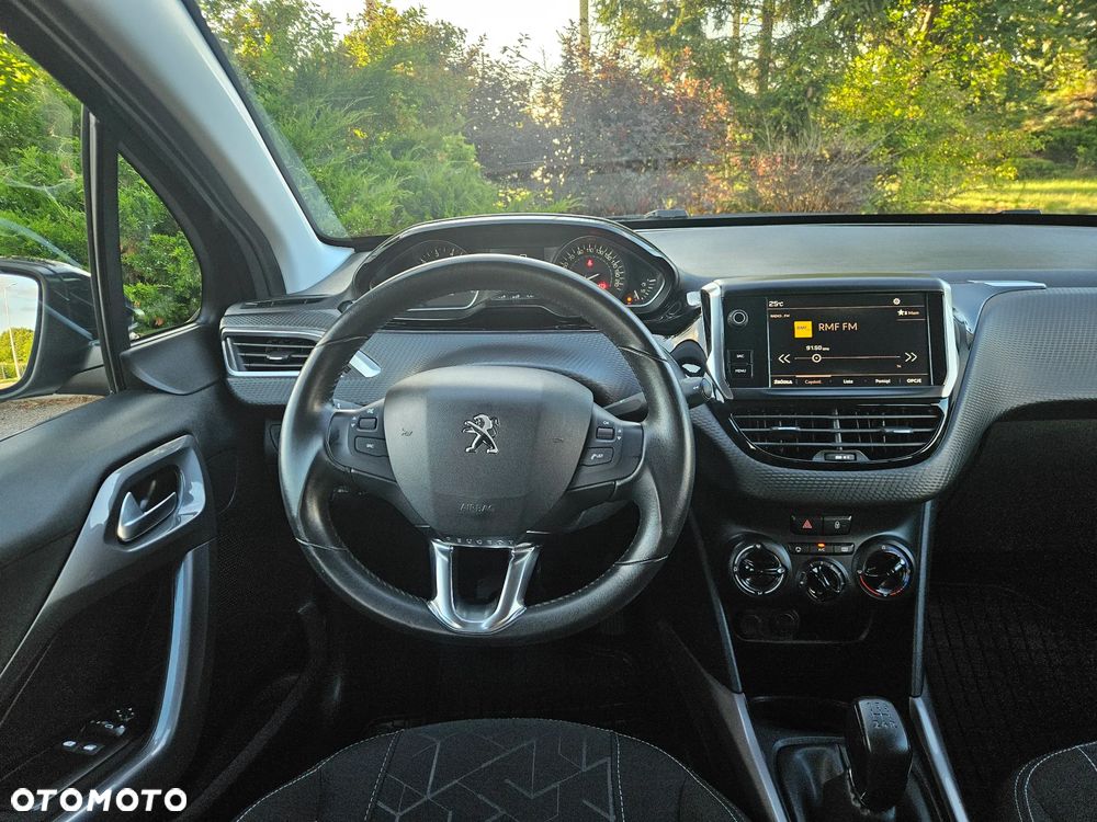 Peugeot 2008 PureTech 82 Style - 23