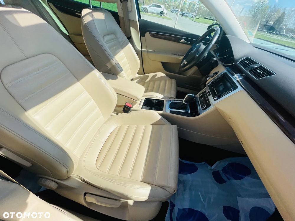Volkswagen Passat 2.0 TDI DPF DSG Highline - 15