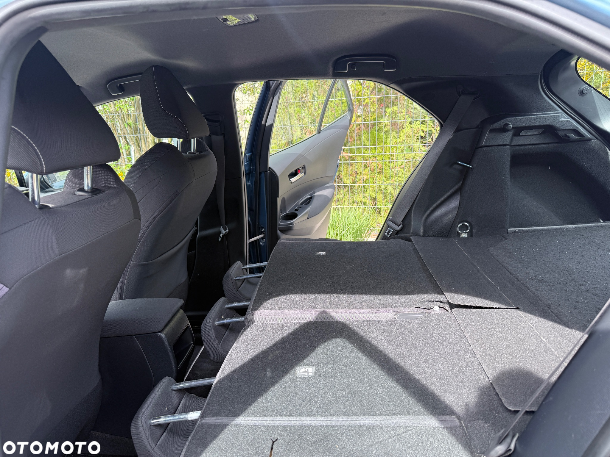 Toyota Corolla - 16