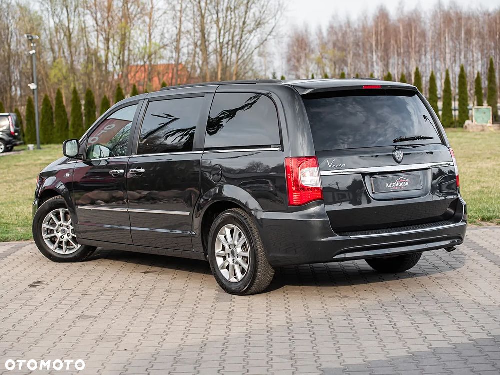 Lancia Voyager 3.6 Platinum - 8