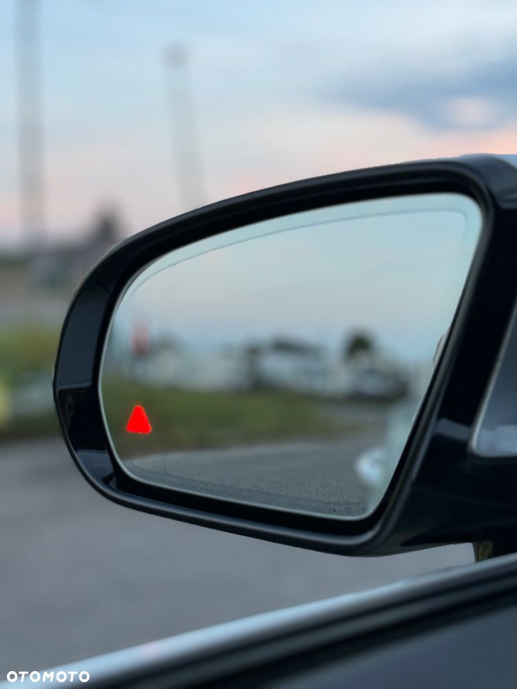 Mercedes-Benz Klasa E - 31