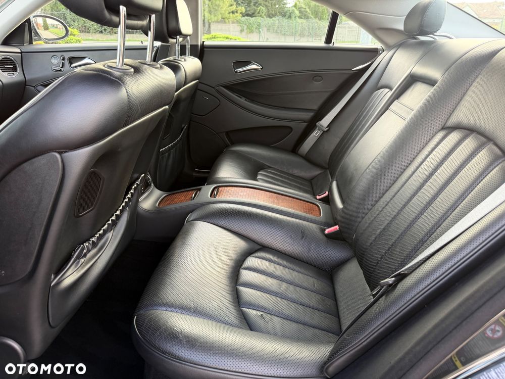Mercedes-Benz CLS 350 - 24