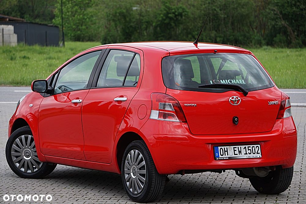 Toyota Yaris - 15