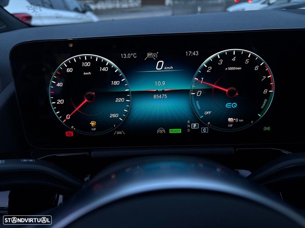 Mercedes-Benz B 250 e AMG Line - 28