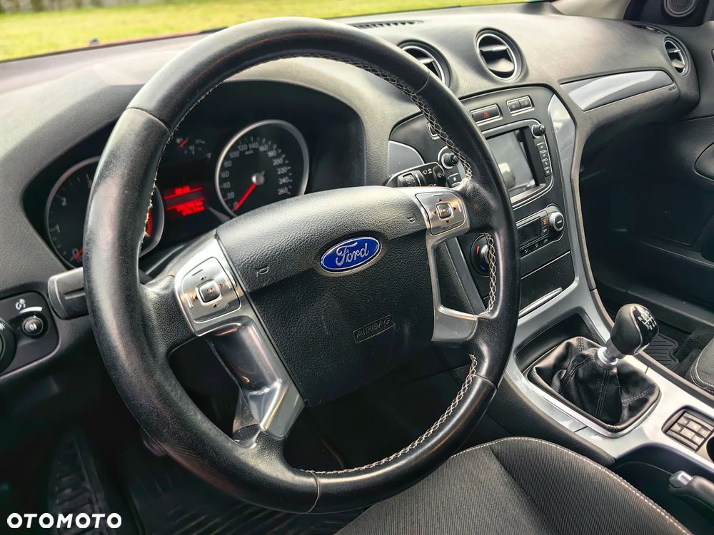 Ford Mondeo 2.0 TDCi Titanium - 10
