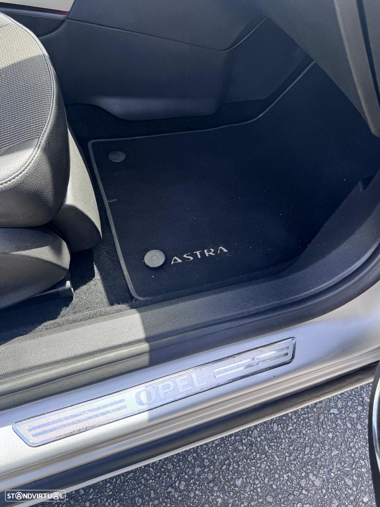 Opel Astra 1.7 CDTI Cosmo - 10