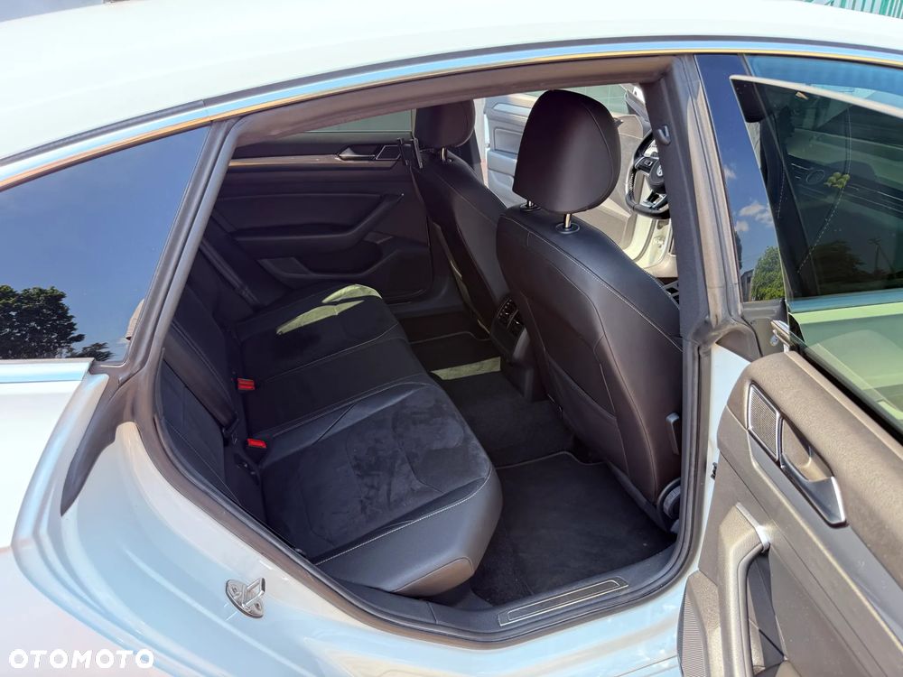 Volkswagen Arteon 2.0 TDI SCR R-Line DSG - 20