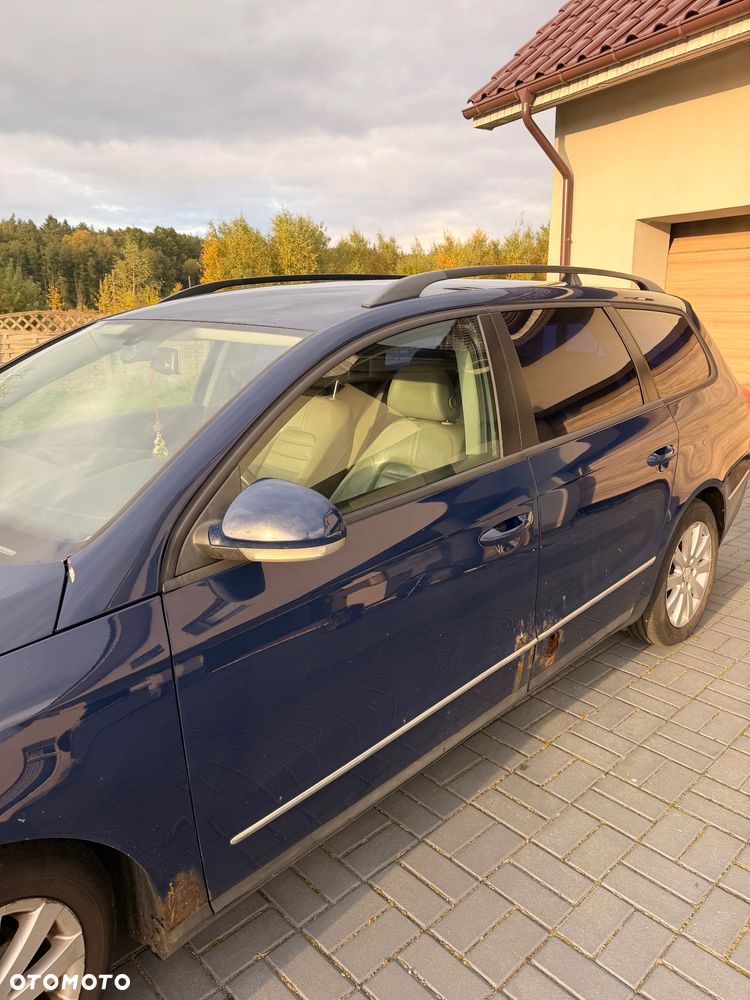Volkswagen Passat - 2