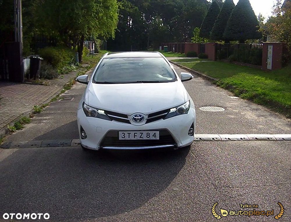 Toyota Auris - 1