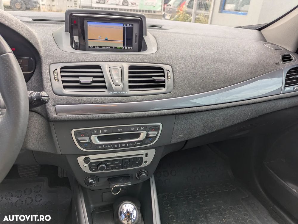 Renault Megane 1.5 dCi Expression - 8