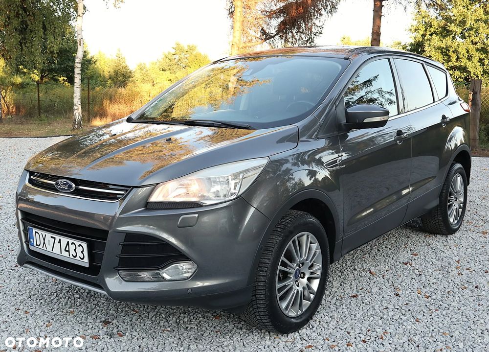 Ford Kuga 1.6 EcoBoost 4WD Titanium - 1