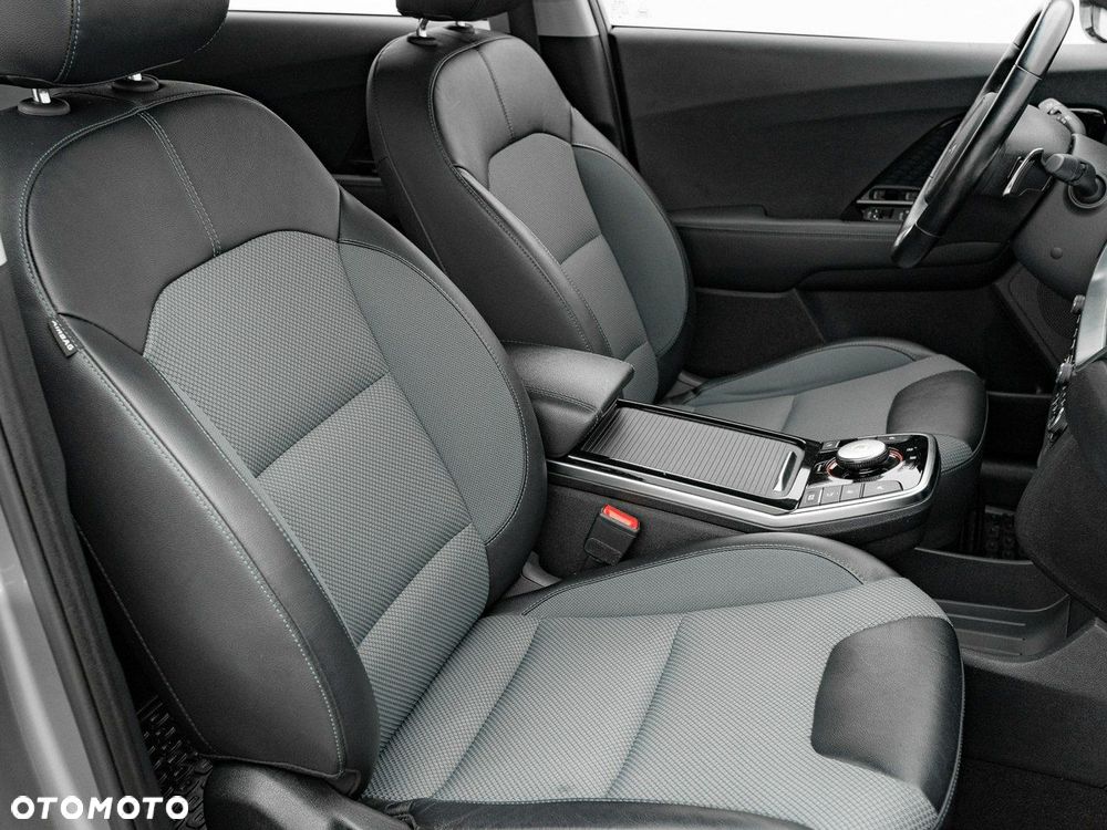 Kia Niro 64kWh L - 36