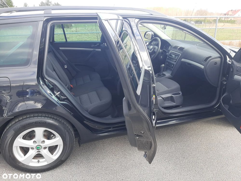 Skoda Octavia 1.6 TDI DPF FAMILY - 17