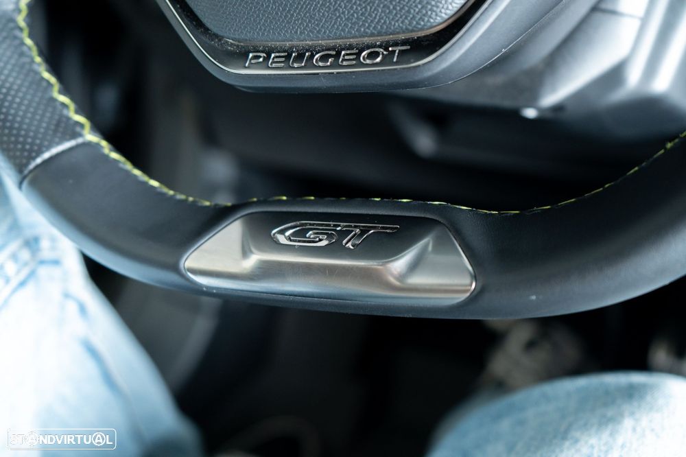 Peugeot 208 1.2 PureTech GT EAT8 - 29