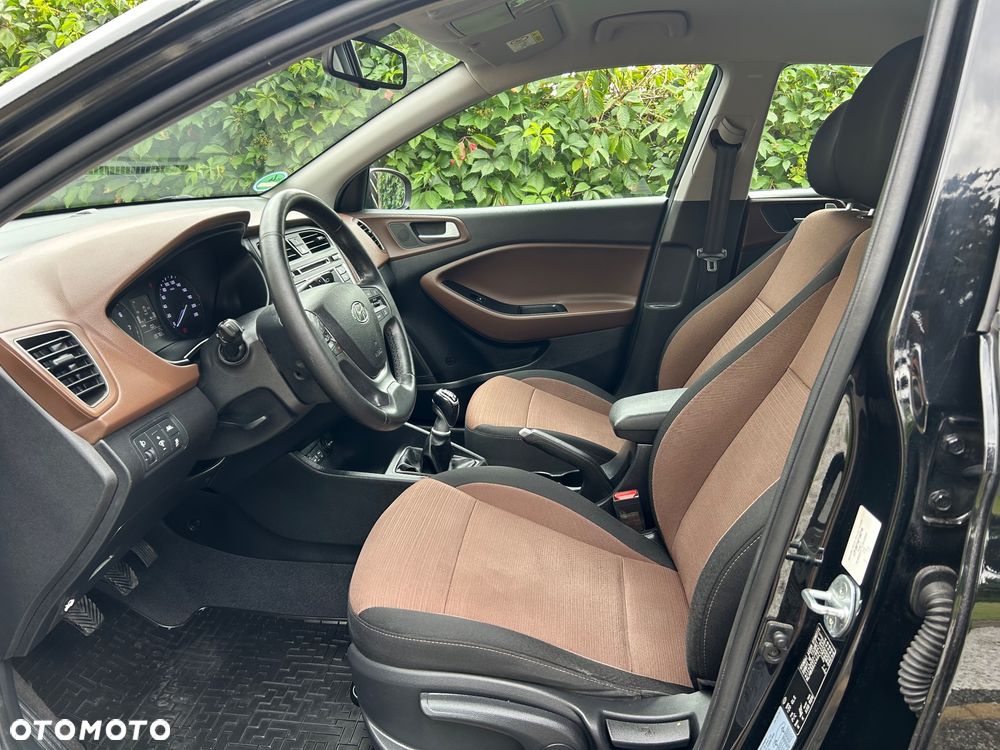 Hyundai i20 1.4 Trend - 22