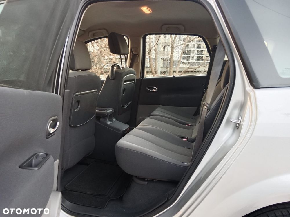 Renault Grand Scenic 1.6 16V 110 Expression - 16