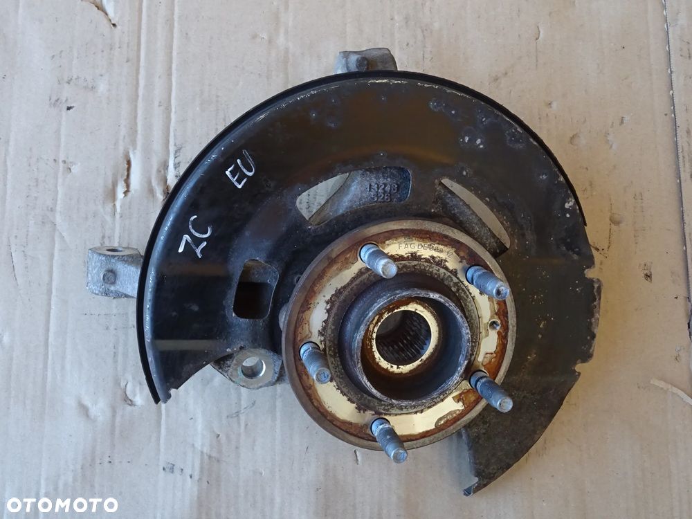 ZWROTNICA PIASTA PRAWY LEWY PRZÓD OPEL ZAFIRA C TOURER ORLANDO PRAWA LEWA PRZEDNIA - 17