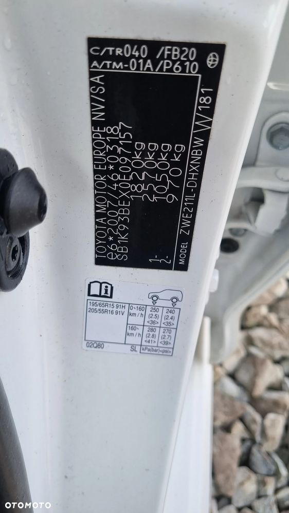 Toyota Corolla 1.8 Comfort - 25