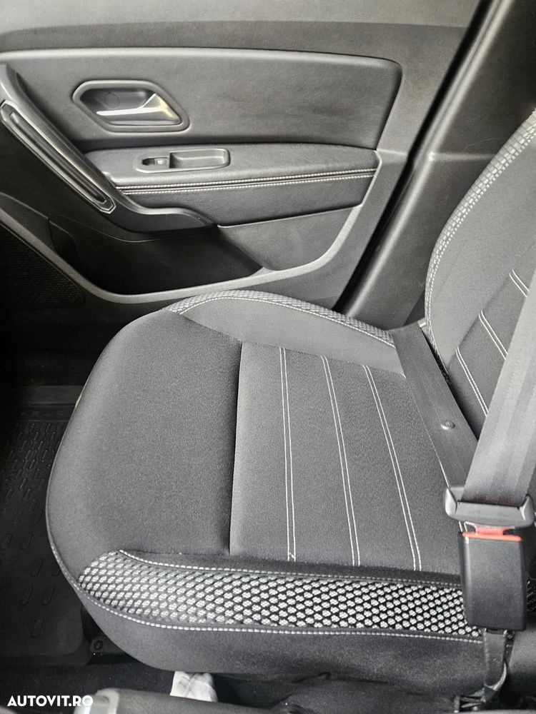 Dacia Duster 1.6 SCe Prestige jante 16" - 4