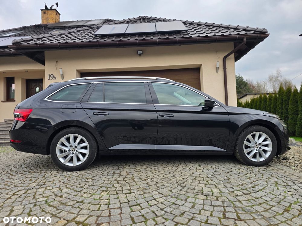 Skoda Superb 2.0 TDI DSG Premium Edition - 10